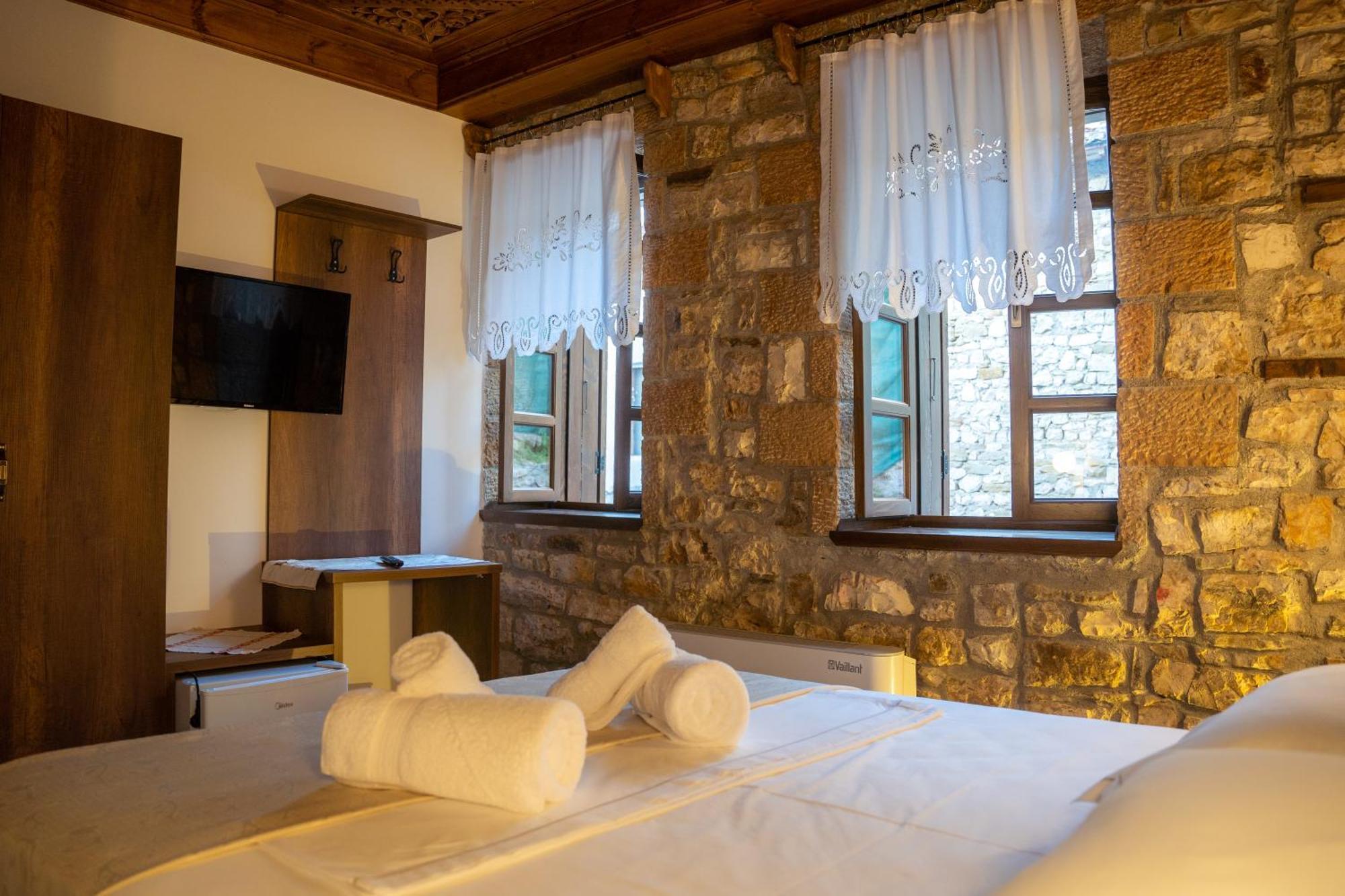 Hotel Kapllani Берат Номер фото